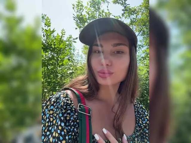 -EmilyBaby- on BongaCams