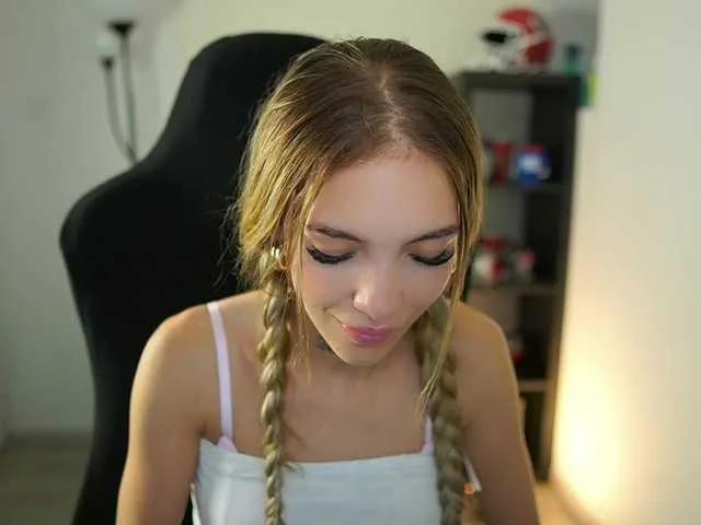 alexxisky on BongaCams