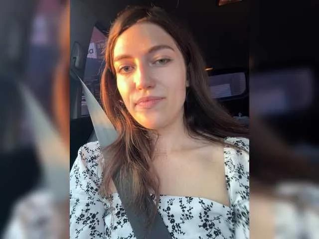 Alinagilberd03 on BongaCams