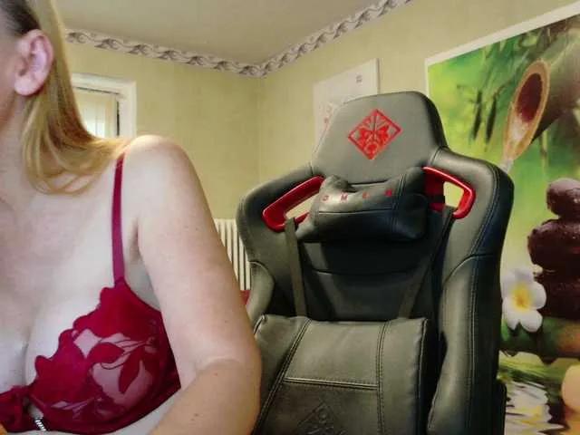 AngelikaMore on BongaCams