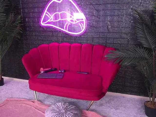 AnnabelleRise on BongaCams 