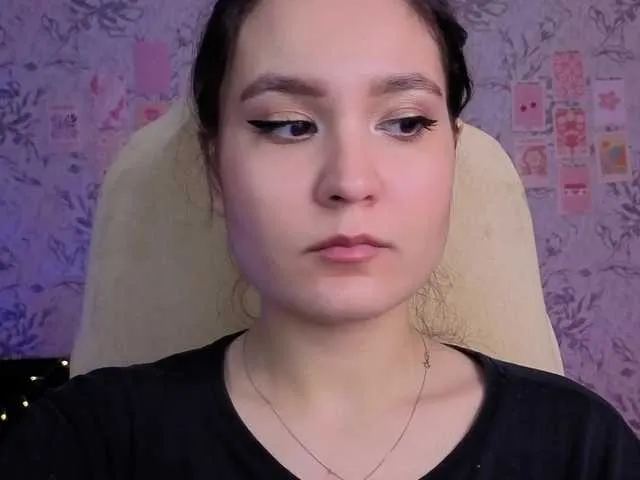 annie-fleur on BongaCams 