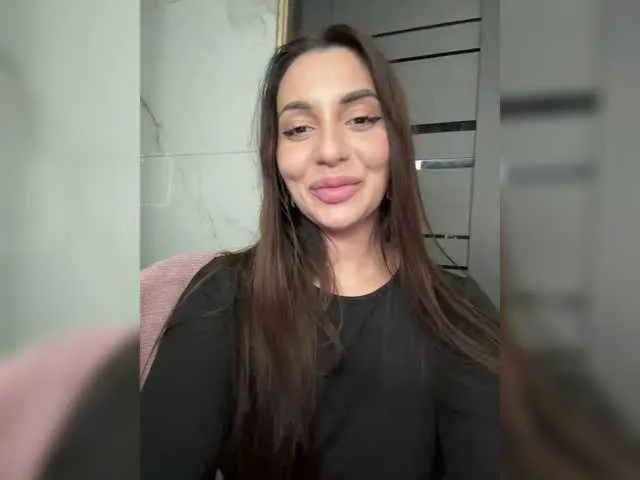 Blackqyeen —  Confident men who take the lead
 Eye contact that says 