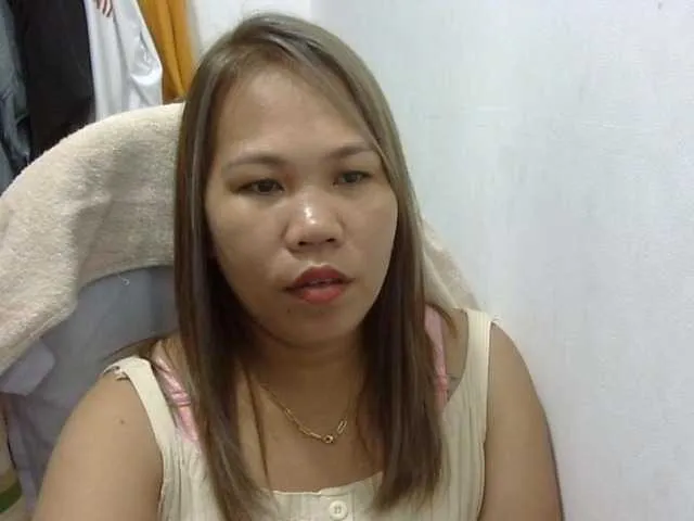 Bunnygreen — generous,kind, also talk about fantasies, dreams, have sense of humor and talking about our future, watching your cam in exclusive. I love you stealing me away for a block session and showing everyone I'm all yours and you're not sharing me!...