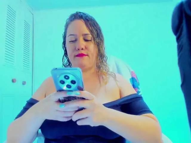 CamilaFox on BongaCams