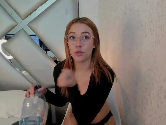 CRISTALEVANS-VC — I love being dominated by following your orders, making you feel pleasure, making you horny with my beautiful body, making you cum for me.