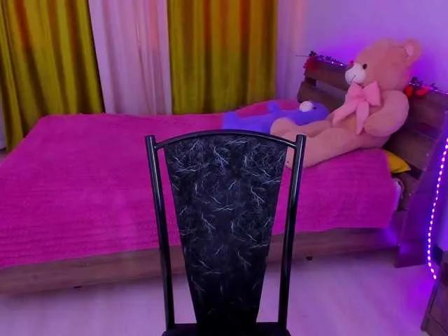 Dollyiaa on BongaCams 