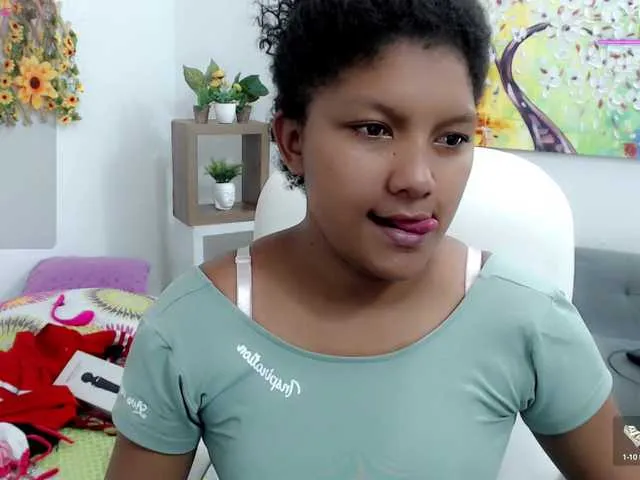 elly-willis on BongaCams 