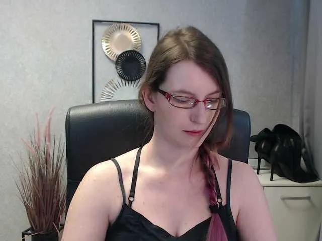 EmmaHeart on BongaCams 