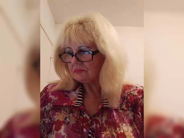 KASANDRABOLOSHKA on BongaCams 