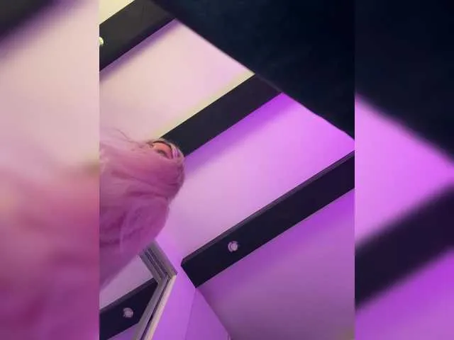 Kotofeyka1 on BongaCams 