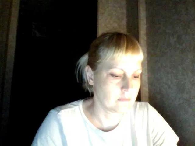 krisss2016 on BongaCams