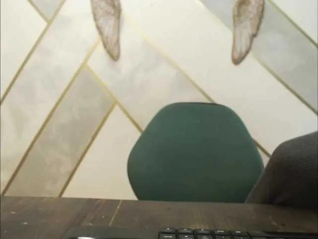 kylie-fox on BongaCams