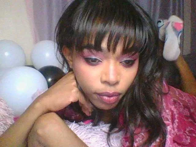 Lilianjackson — The toys when they vibrate it makes me so horny and wet.
When a guy suprises me by tipping and I get the buzz that turns me on