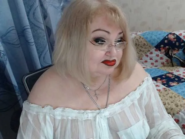 livingnextdoor on BongaCams 