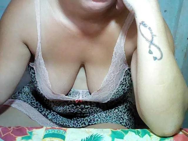 lovelylovelybabexx on BongaCams