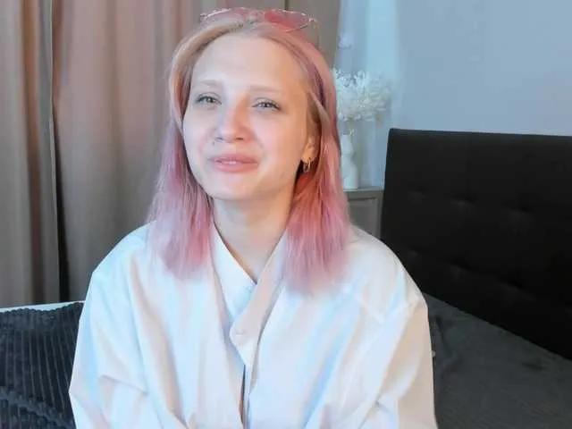 LunetteFame on BongaCams