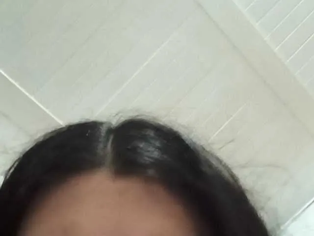 Maddyxx on BongaCams 