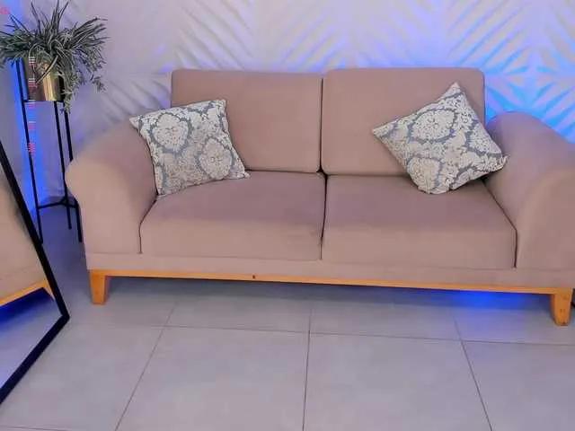 MaryLewis on BongaCams