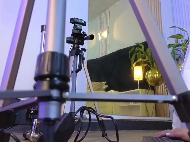 MollyyCruz on BongaCams 