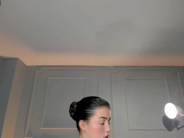 PaulinaSantos1 — Big dicks, and big tips.
Good people.
Gifts
Erotic dance