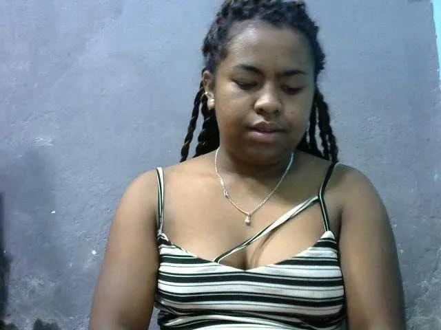 Queencamie on BongaCams