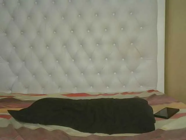 queenivy on BongaCams 