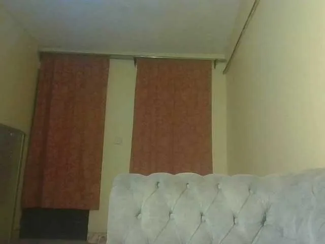 queenivy on BongaCams 