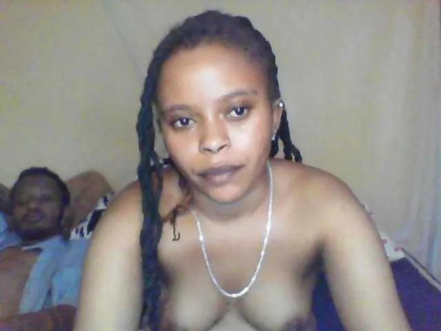 sweetdickpussy2 on BongaCams