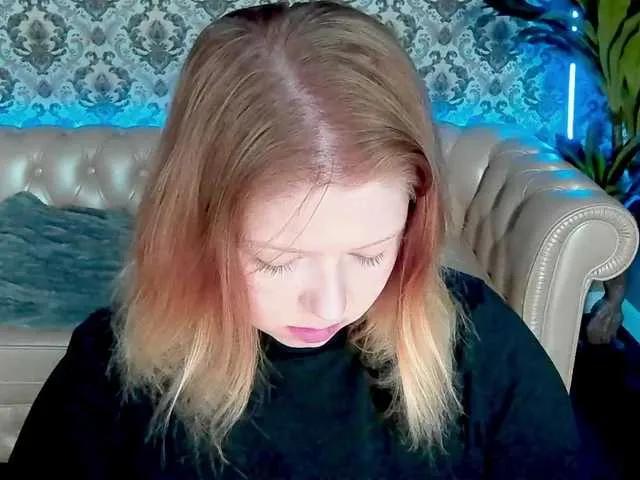 TinkerrBelll on BongaCams