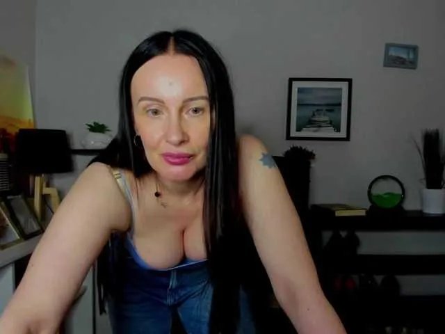 velvetJasmine on BongaCams 