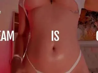 amywalkerx — I like it when you hit me in the ass while you fuck me / Goal: Flash boobs + Soft Blowjob / IG: amywalker_x [100 tokens remaining]