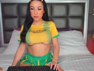 anaisbloom on CamSoda 