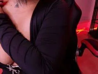 arianna-smith on CamSoda 