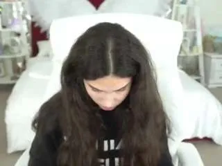 babyflowers on CamSoda 