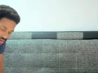 bbcblackhot33 on CamSoda 