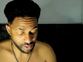 bbcblackhot33 on CamSoda 