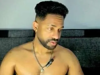 bbcblackhot33 — SHOW CUM [300 tokens remaining]