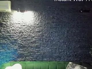 boobzillaa on CamSoda 