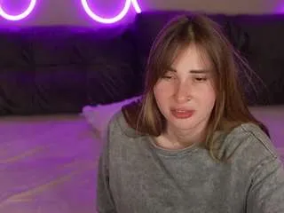 jennyyluv — make me naked and dancing [399 tokens remaining]