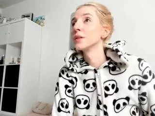 kenziedawton — kenziedawton chat #natural  # beautiful #young #squirt #lovense #blonde #skinny #ride #dildo #ppussy