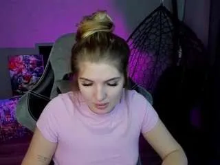 lilywilliamss on CamSoda 