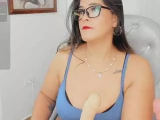 lissa-santos on CamSoda 