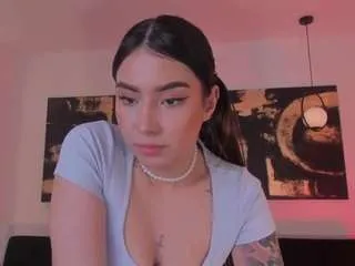 maddisoncollins on CamSoda 