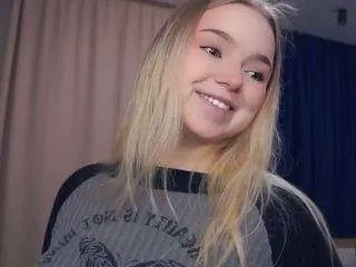 margartohashi — help me cum please [100 tokens remaining]