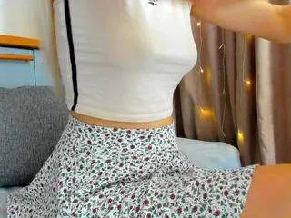 miss-bblonde1 on CamSoda 