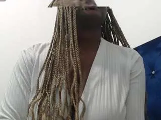 miss-dinah on CamSoda 