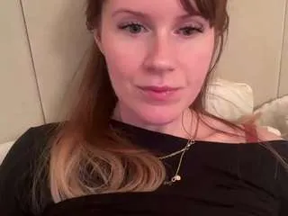 naughty-rosie — TEACHER FROM UK & #MILF #TWERK #REDHEAD #lovenes #bigass #bigboobs #single #feet #british #anal