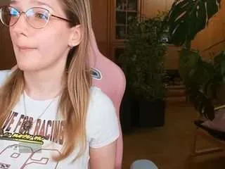 nicolebloom — Hi! Let's have fun --- Goal is flash tits and pinch nipples  --- PM 37 tkn // ass 60 tkn // tits 99 tkn // pussy 135 tkn --- patterns 40, 54, 100, 150, 200, 250 [240 tokens remaining]