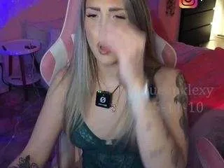 queenxlexy — Domi inside panties !! make my pussy very wet [777 tokens remaining]